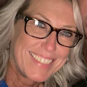 Meet your Posher, Francie